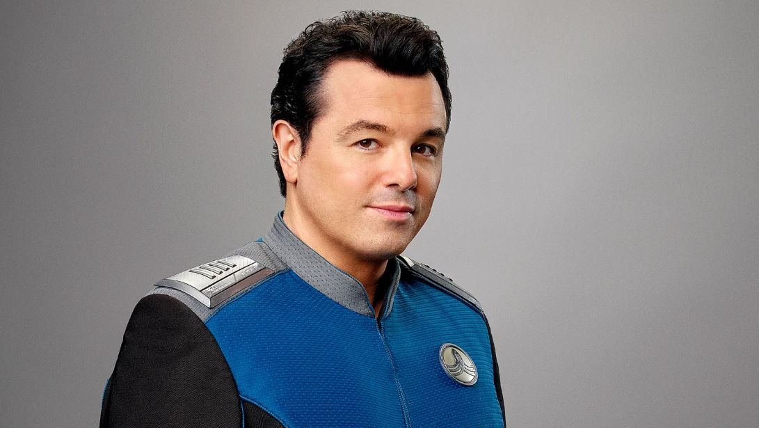 Seth MacFarlane plays Captain Ed Mercer